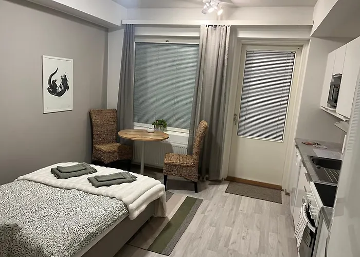 Cozy In The Center *